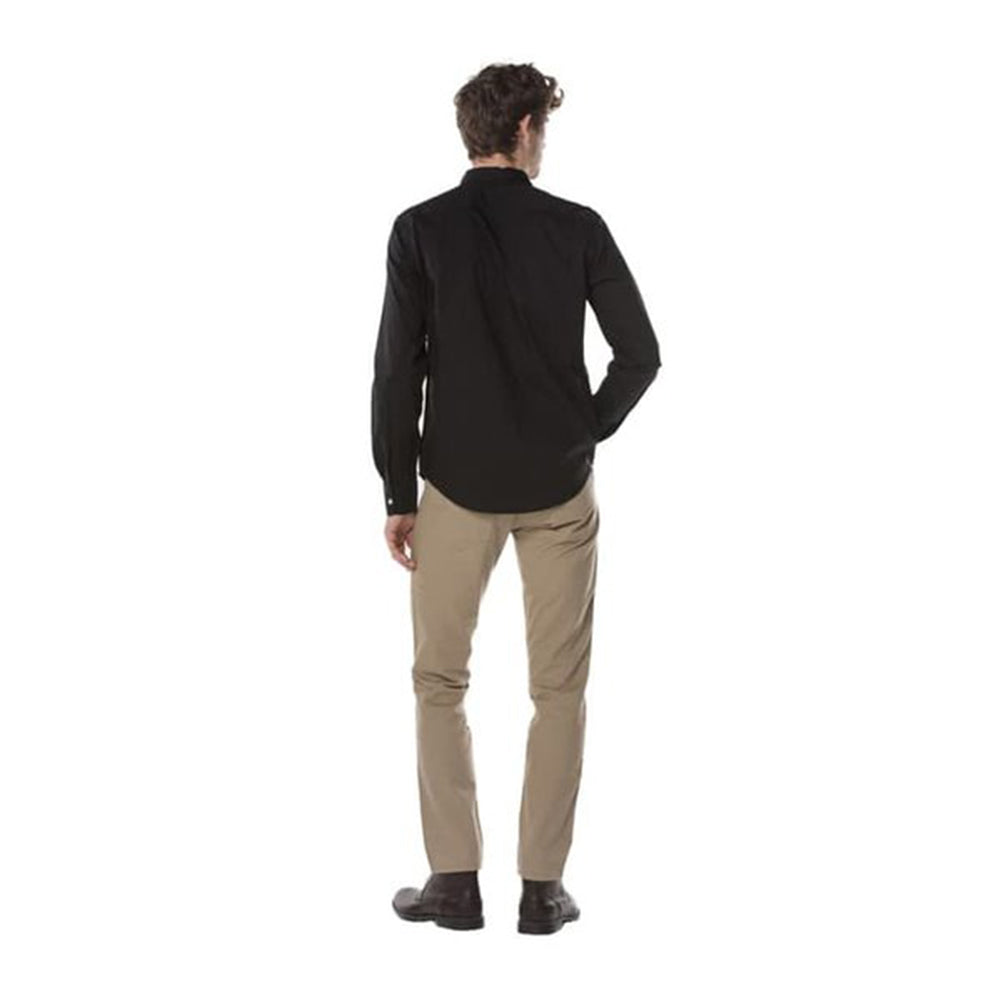 0001 Black