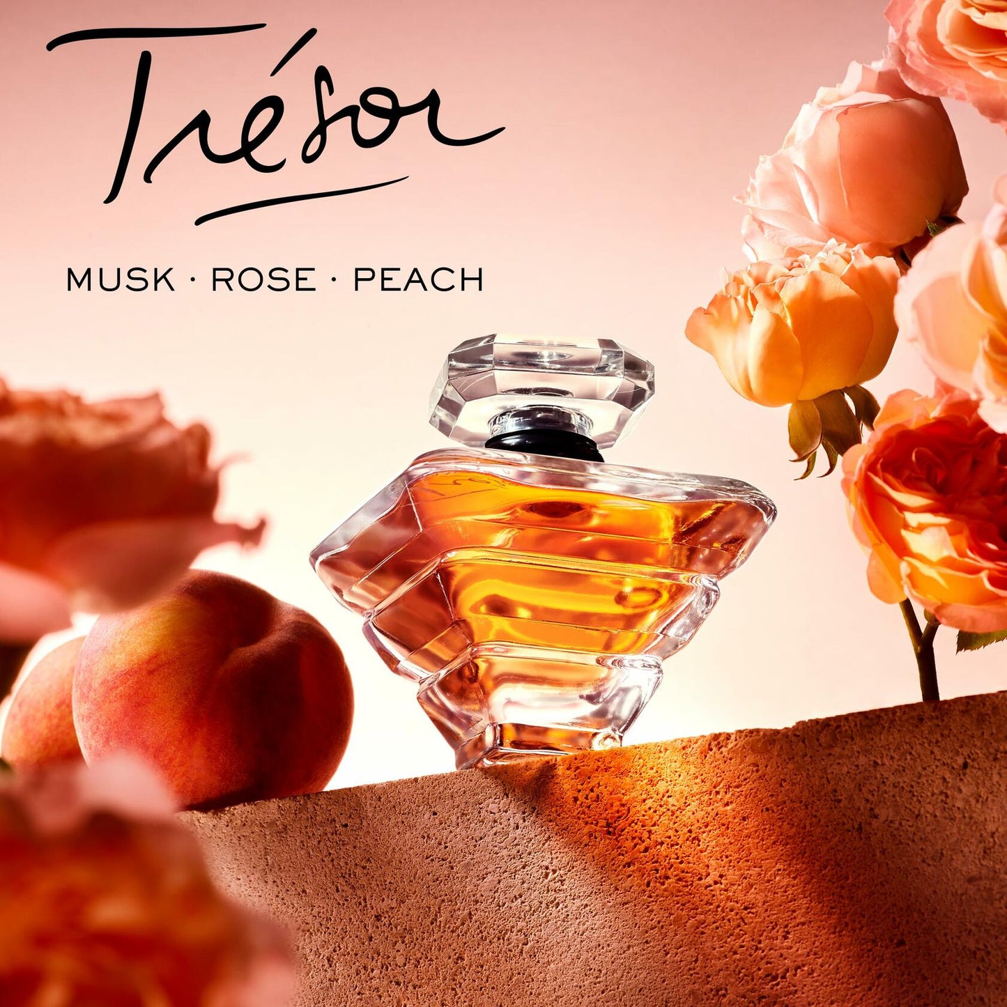 Lancôme Trésor Eau de Parfum - Long Lasting Fragrance with Notes of Rose, Lilac, Peach & Apricot Blossom - Elegant & Romantic Women's Perfume - 1.7 Fl Oz