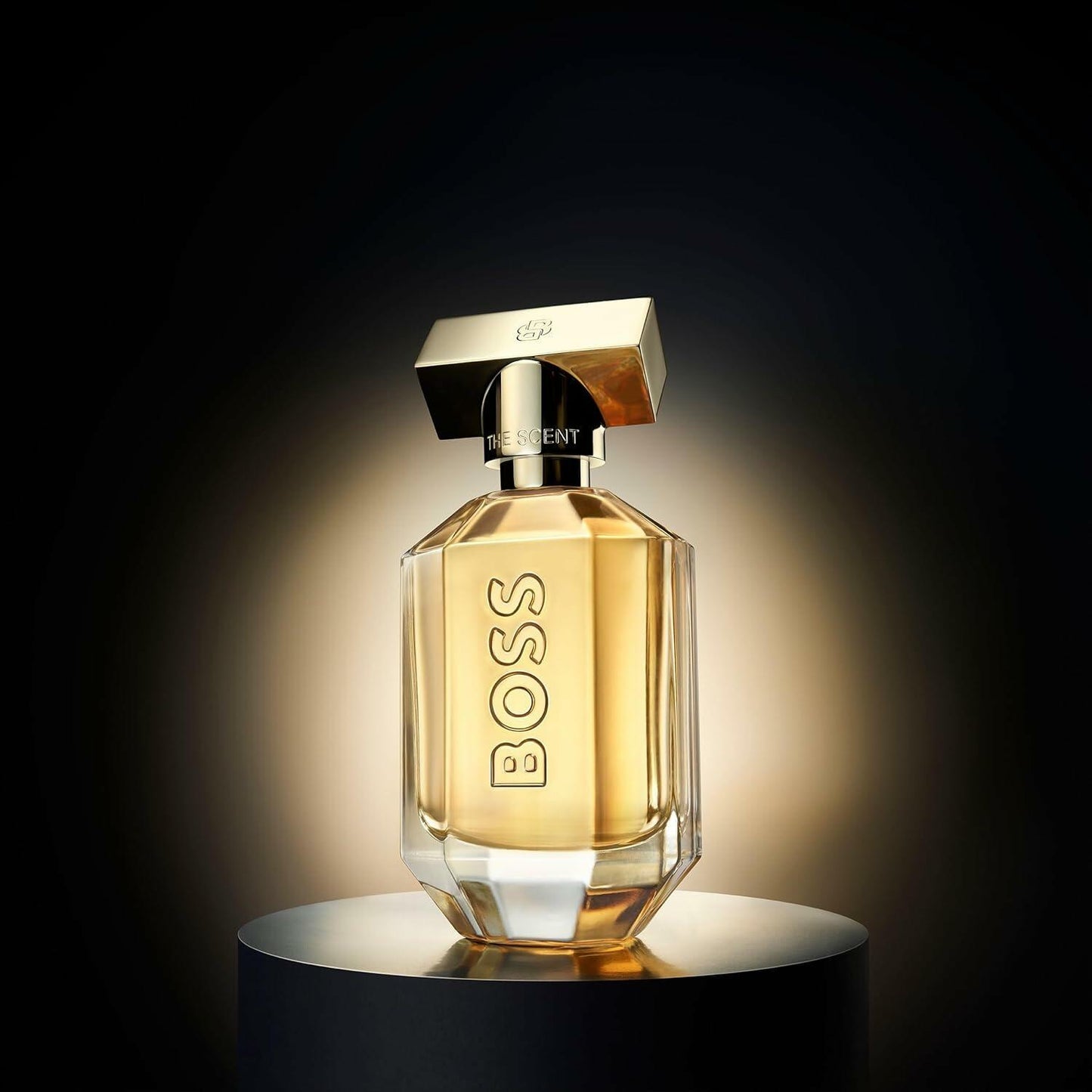 Hugo Boss The Scent Eau de Parfum - Ambery Women's Perfume - With Notes of Peach, Osmanthus, and White Musk - Long Lasting Fragrance
