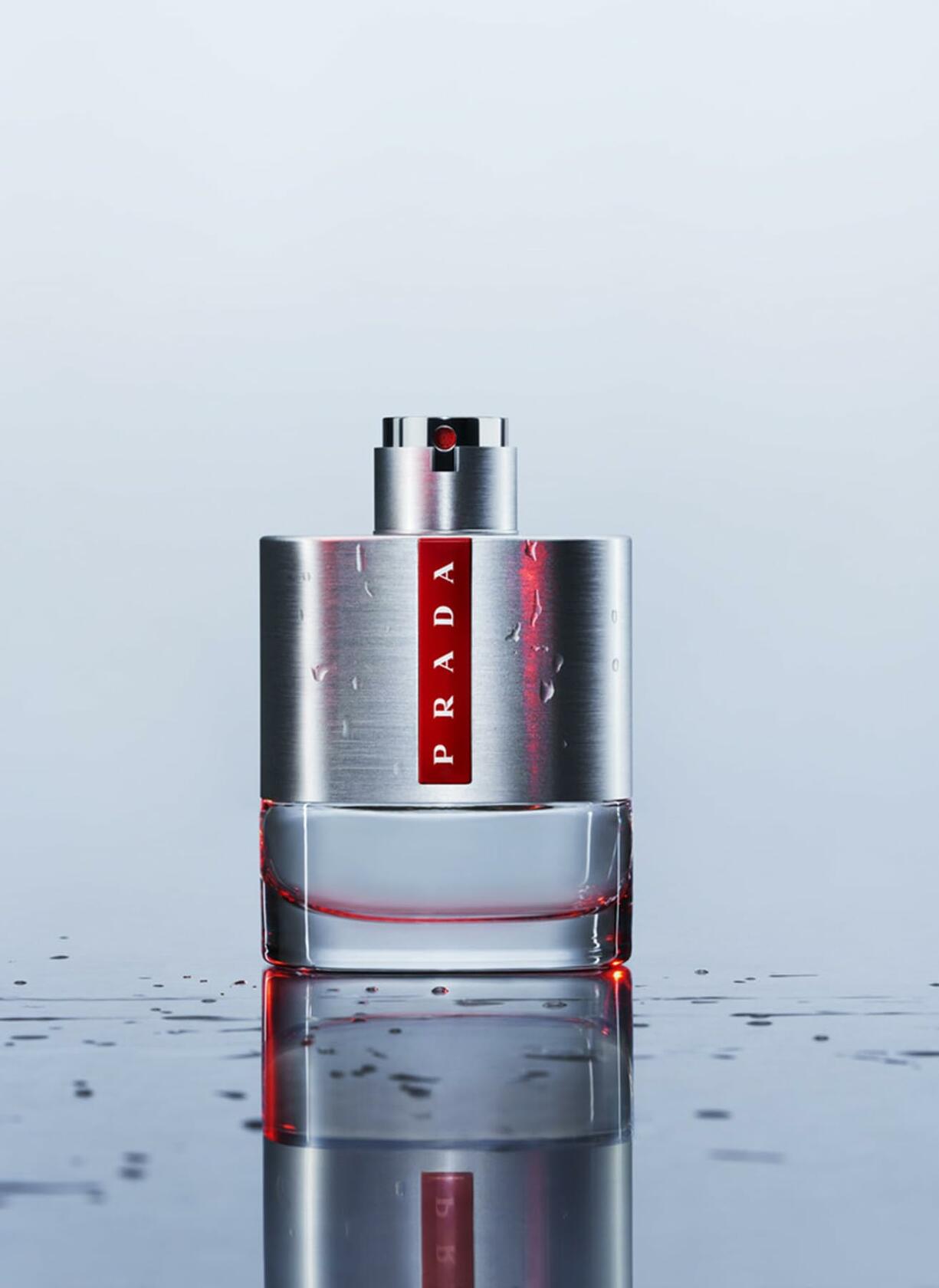 Prada Luna Rossa Eau De Toilette Spray 50ml/1.7oz