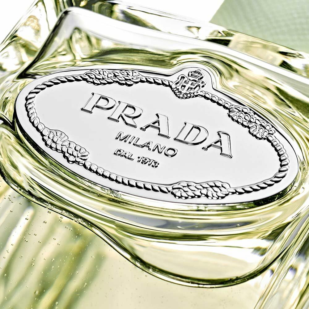 Prada Infusion d'Iris 3-Pcs Gift Set (Eau de Parfum Spray 3.4 Fl Oz + Body Lotion 1.7 Fl Oz + Eau de Parfum 0.34 Fl Oz)