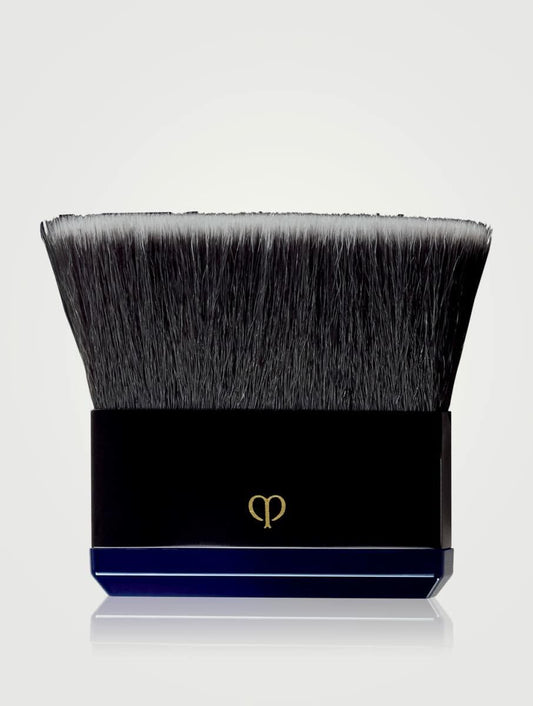 Cle de Peau Beaute Radiant Powder Foundation Brush