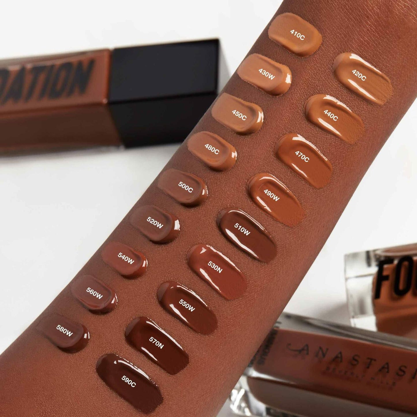 Anastasia Beverly Hills - Luminous Foundation - 530N