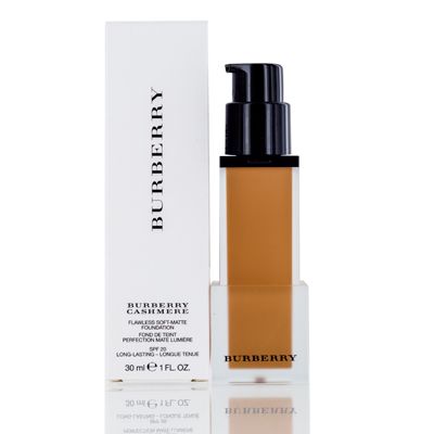 BURBERRY/CASHMERE FLAWLESS SOFT MATTE FOUNDATION ALMOND NO CAP TESTER 1.0 OZ