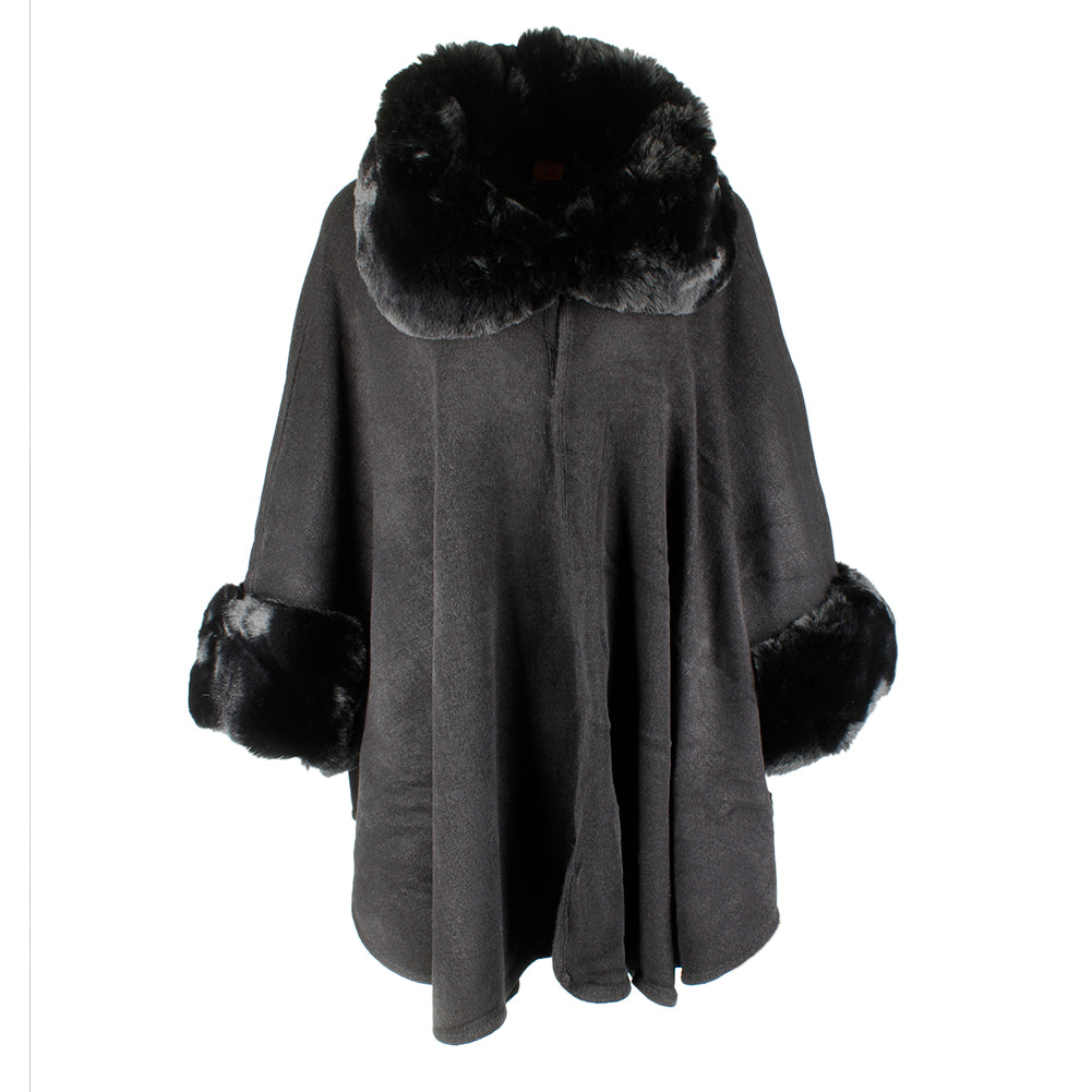 Very Moda Women's Faux Fur Neck and Sleeve Knitted Cape No Size